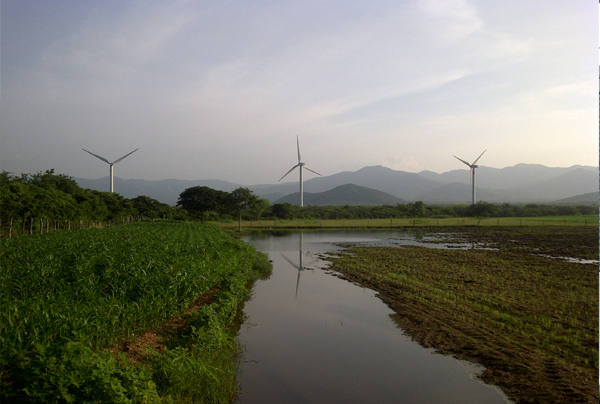 Iberdrola construirá 600 megavatios de energías renovables en México
